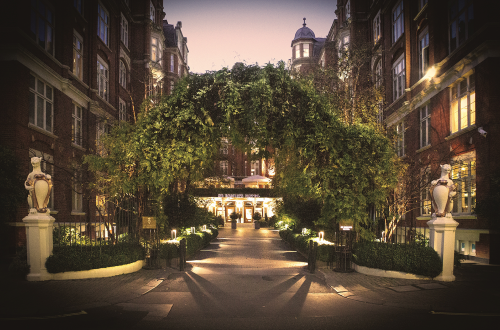 St. Ermin’s Hotel, 2 Caxton Street, Westminster SW1H 0QW Tel: 020 7222 7888
