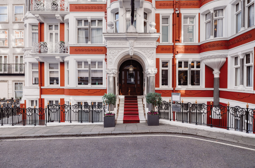 St. James’s Hotel and Club Front