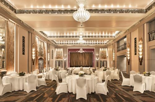 ballroom-_dinner_set_up.jpg ballroom-_dinner_set_up.jpg